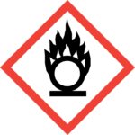 GHS03-Symbol mit einer Flamme über einem Kreis.