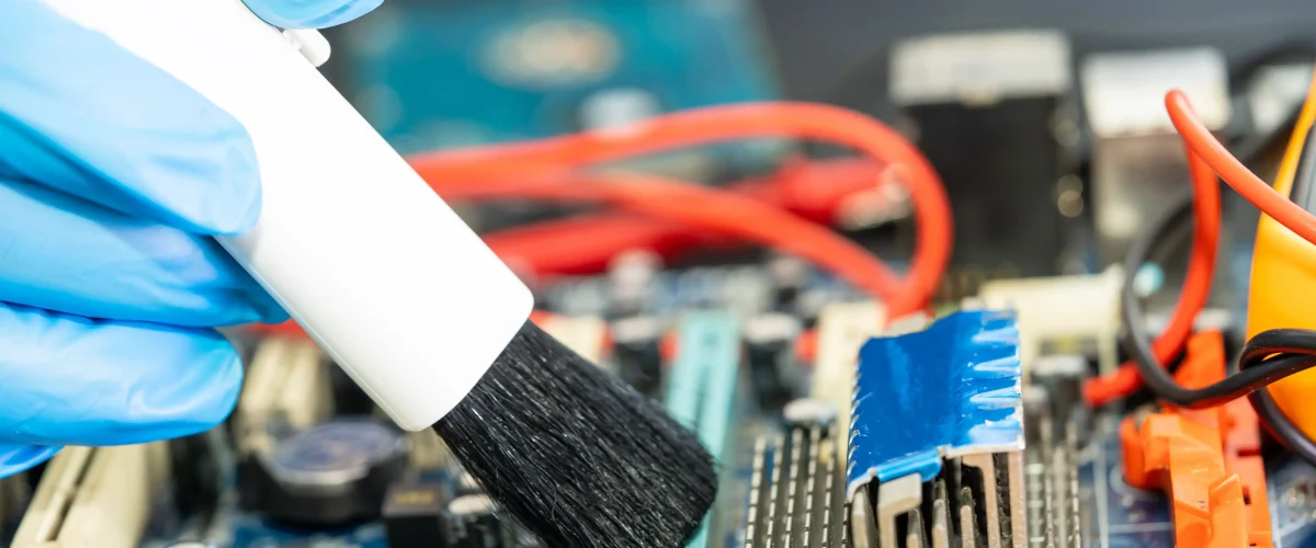 Role of Isopropyl Alcohol in Industrial Cleaning Processes