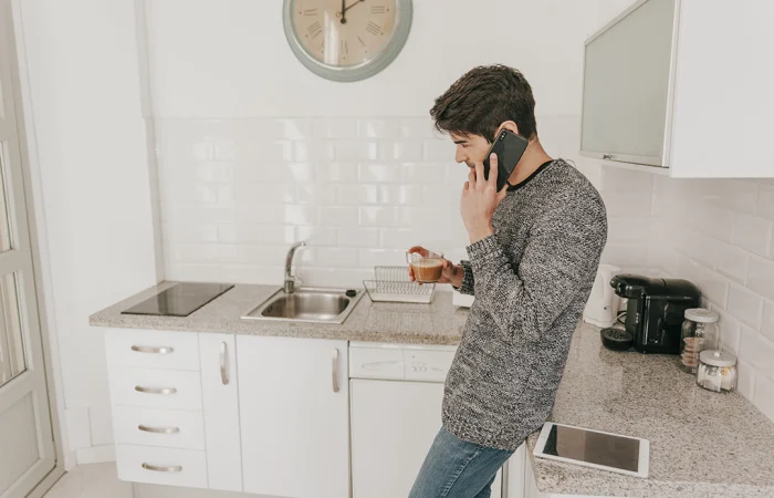 Gootsteen verstopt? Zo ontstop je de keukenafvoer zelf