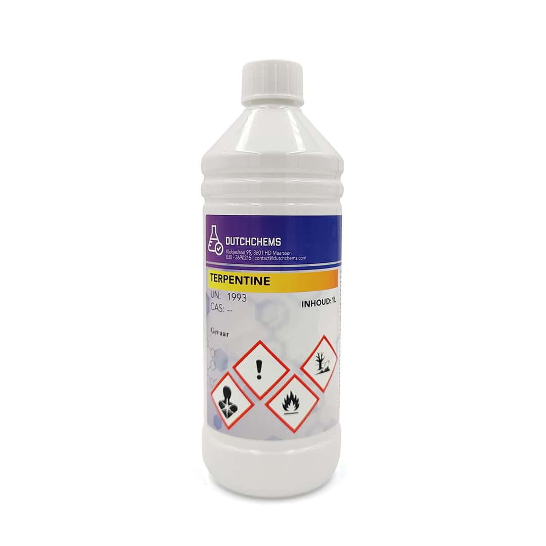 terpentine_fles Plastic fles met 'TERPENTINE' etiket en veiligheidspictogrammen voor ontvlambaarheid, gezondheidsschade en milieurisico's.